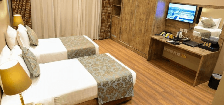Golden Tulip Al Ansar Hotel. image